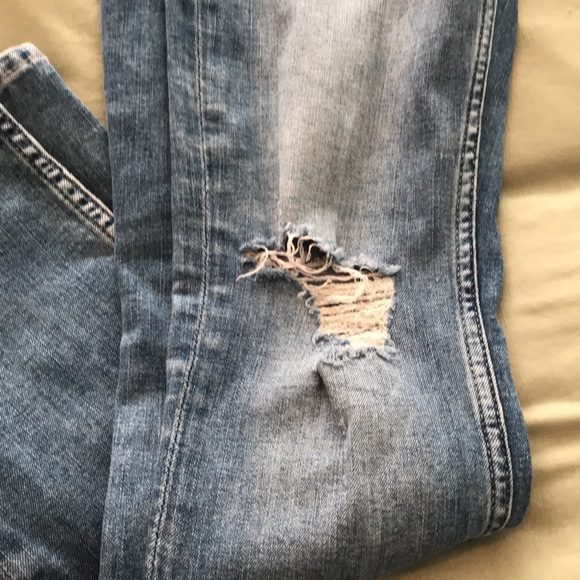 Girls Size 13/14 Light Distressed Holes Denim Jeans, H&M - Picture 13 of 14